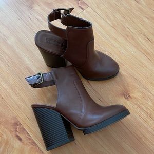 Women shoes forever 21